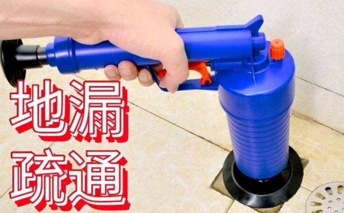 万江街道疏通地漏